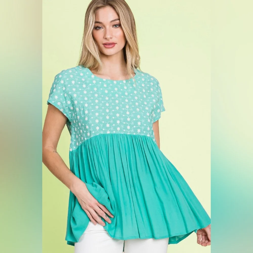 Lime 'N' Chili Full Size Embroidered Short Sleeve Pleated Babydoll Top Plus Size - Picture 6 of 13